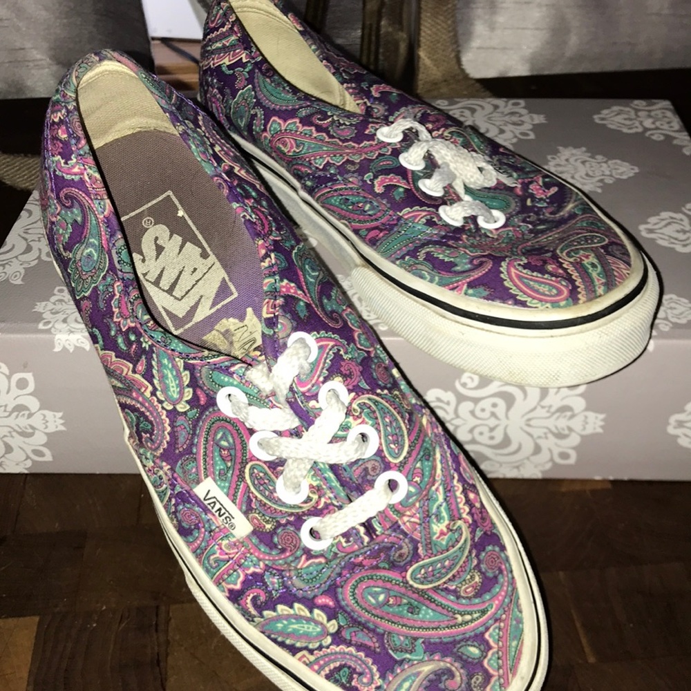 Paisley vans size 6.